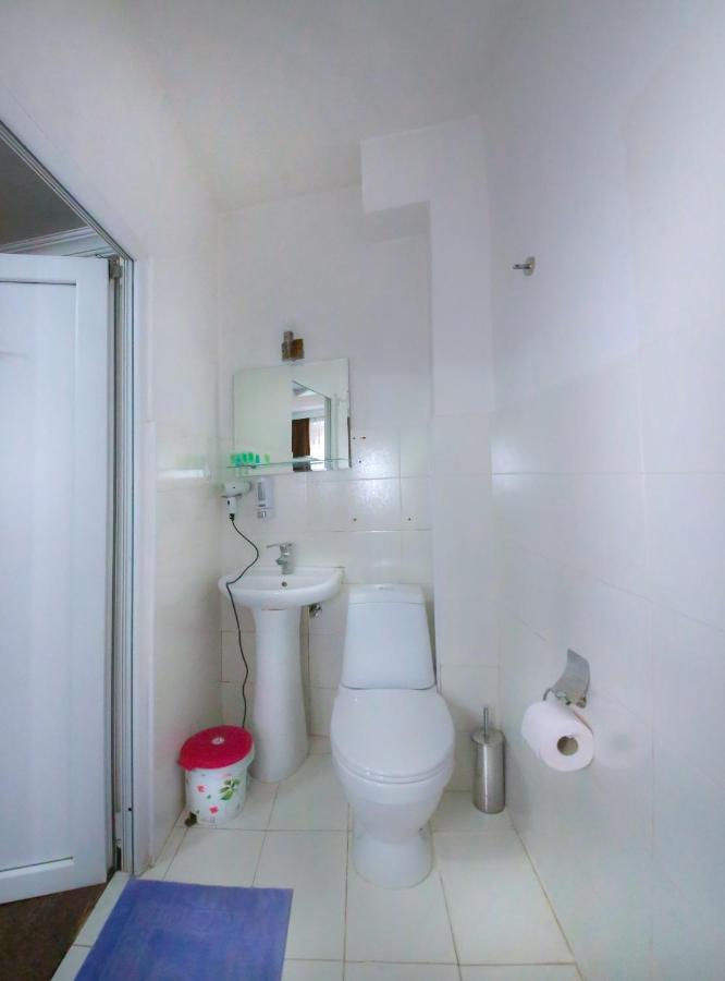 Royal Hotel Тбилиси Екстериор снимка