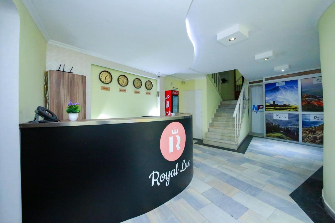 Royal Hotel Тбилиси Екстериор снимка